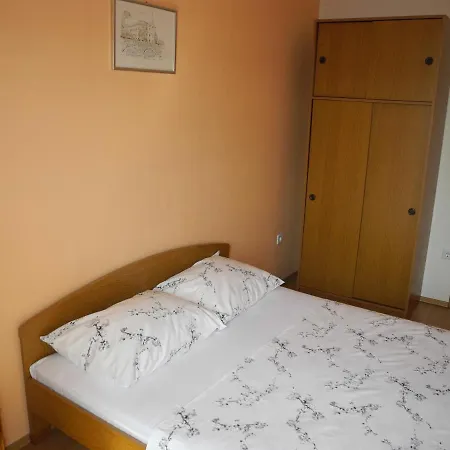 Bozena With Balcony And Sea View *