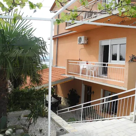 Apartman Bozena With Balcony And Sea View *
