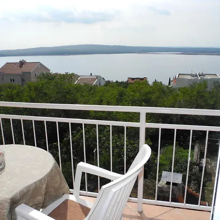 Bozena With Balcony And Sea View Apartman